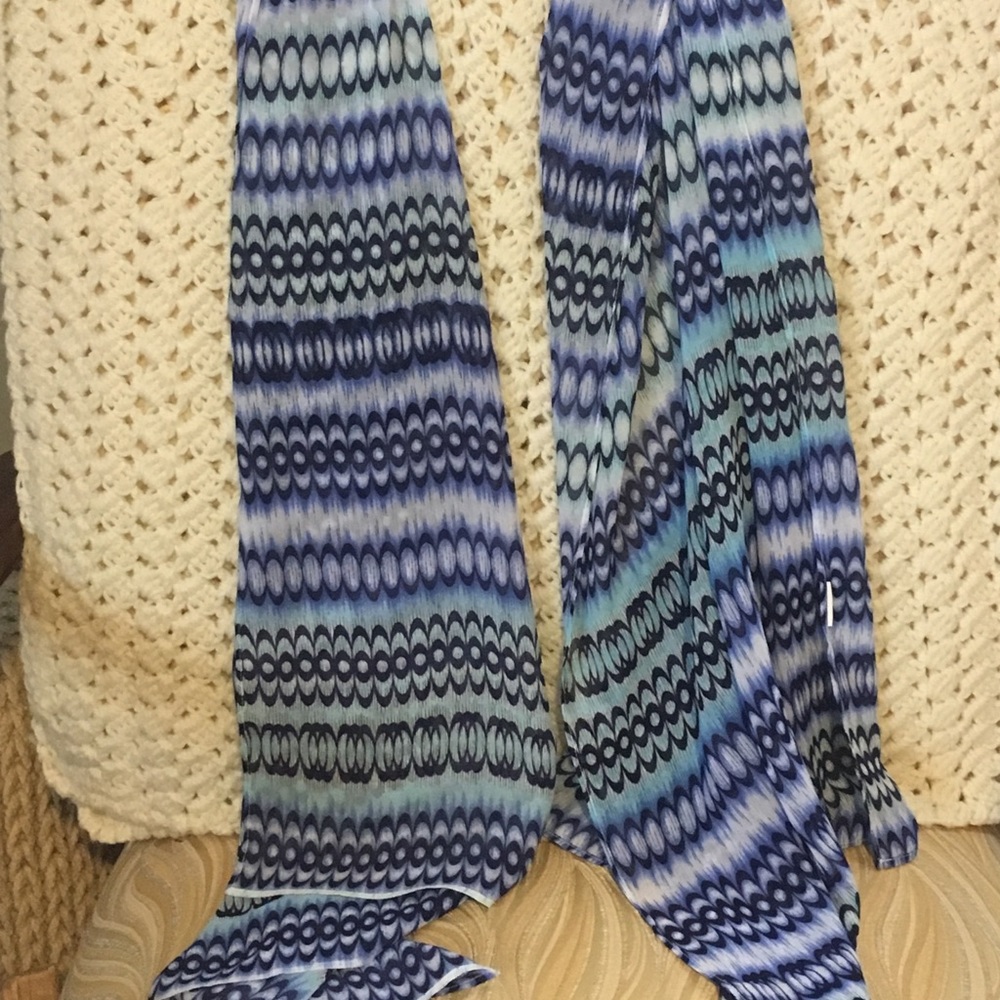 Light weight blue and white patterned scarf